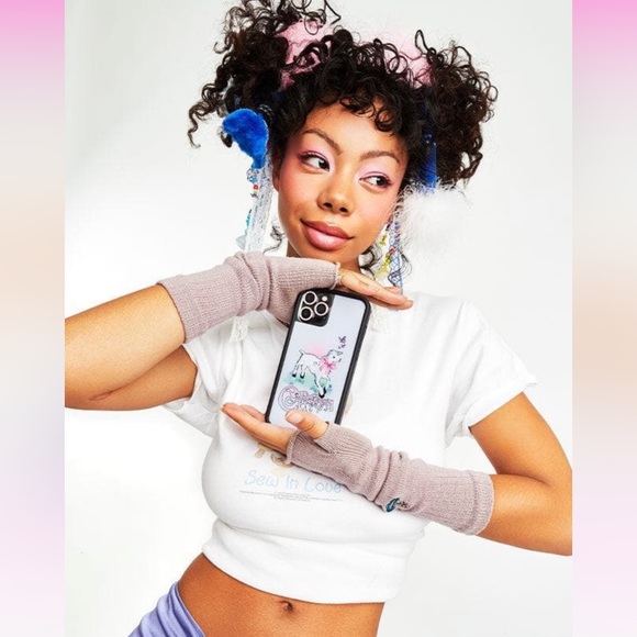 Wildflower Capricorn IPhone 14 Pro Case - Picture 3 of 8